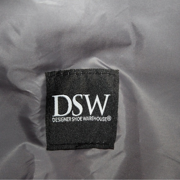 DSW Duffle Weekender Travel Bag Sage Green Nylon NEW VIP Exclusive - Picture 5 of 5